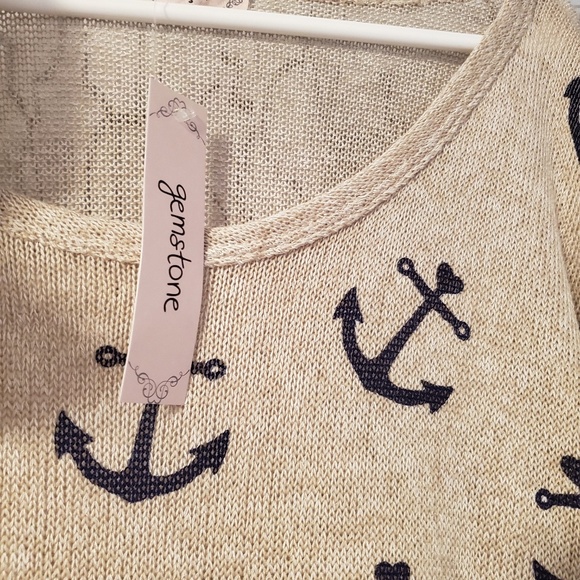 CLOSET CLEAROUT 2 FOR $10 - Picture 3 of 4